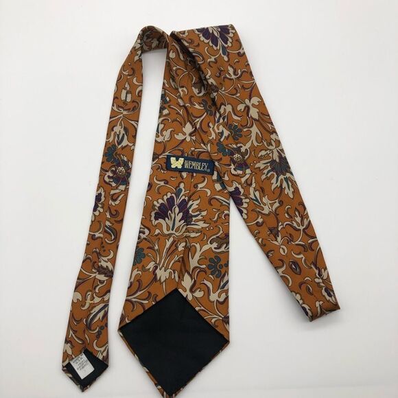 Wembley Vintage Tie - Picture 2 of 5